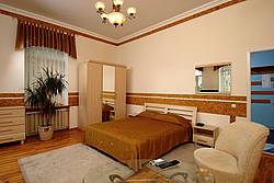vip квартира посуточно г Киев ул. Саксаганского 131б