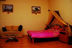 vip квартиры посуточно Киев ул. Бассейная 12